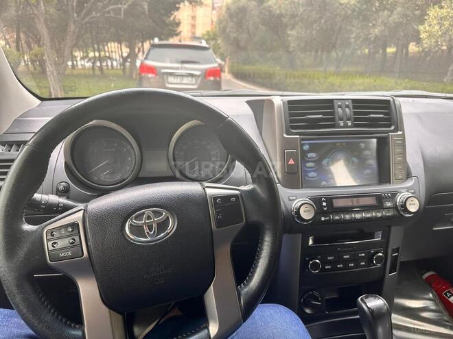 Toyota Land Cruiser Prado 2013, 136,500 km - 2.7 l - Bakı