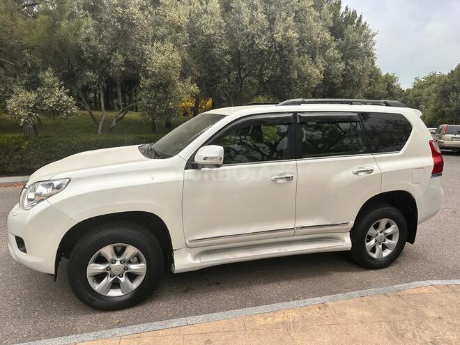 Toyota Land Cruiser Prado 2013, 136,500 km - 2.7 l - Bakı