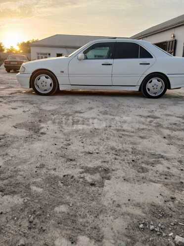 Mercedes C 230 1998, 352,880 km - 2.3 l - Sabirabad