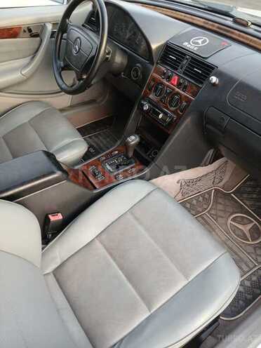 Mercedes C 230 1998, 352,880 km - 2.3 l - Sabirabad