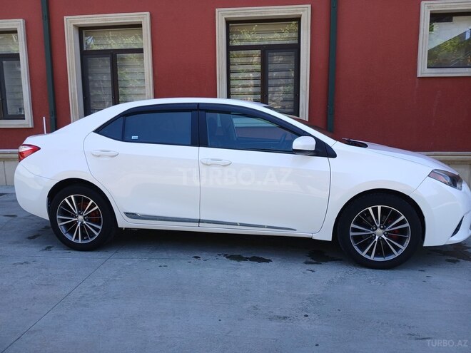 Toyota Corolla 2016, 179,595 km - 1.8 l - Bakı