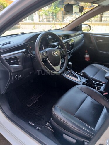 Toyota Corolla 2016, 179,595 km - 1.8 l - Bakı