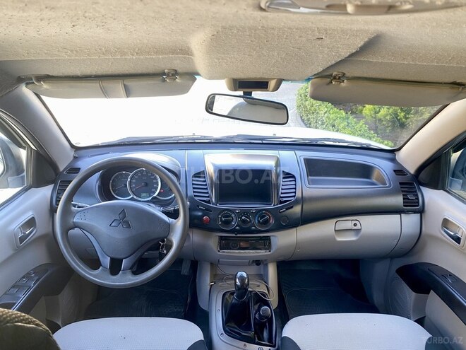 Mitsubishi L200 2011, 468,000 km - 2.5 l - Bakı