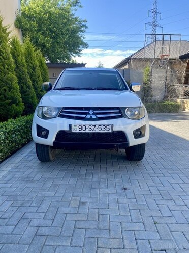 Mitsubishi L200 2011, 468,000 km - 2.5 l - Bakı