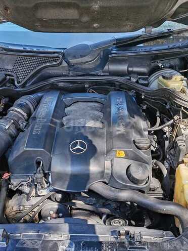 Mercedes E 320 2000, 329,000 km - 3.2 l - Bakı