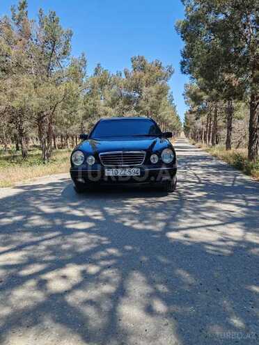 Mercedes E 320 2000, 329,000 km - 3.2 l - Bakı