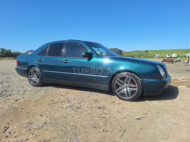 Mercedes E 240 1997, 250,000 km - 2.4 l - Masallı