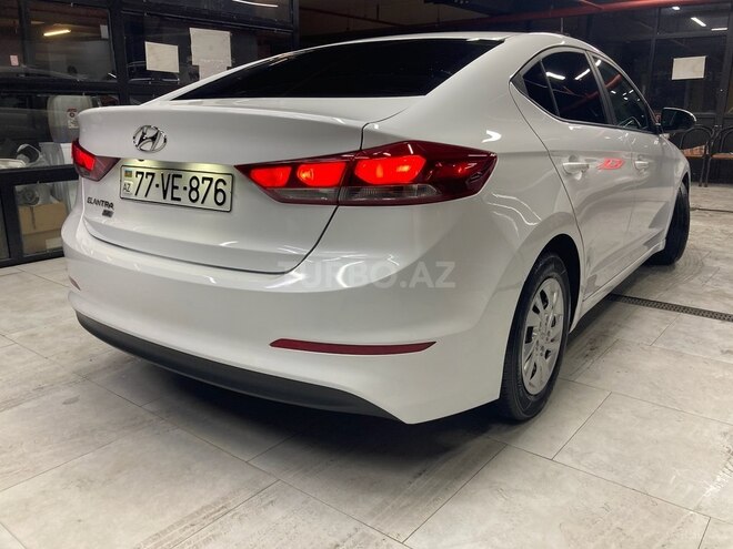 Hyundai Elantra 2018, 55,000 km - 2.0 л - Bakı