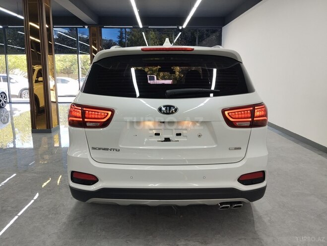 Kia Sorento-5