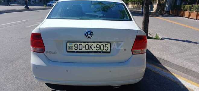 Volkswagen Polo 2015, 93,000 km - 1.6 l - Bakı