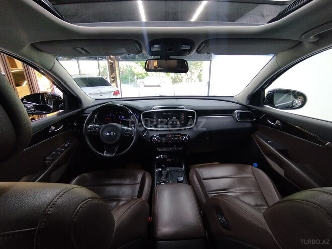 Kia Sorento-10