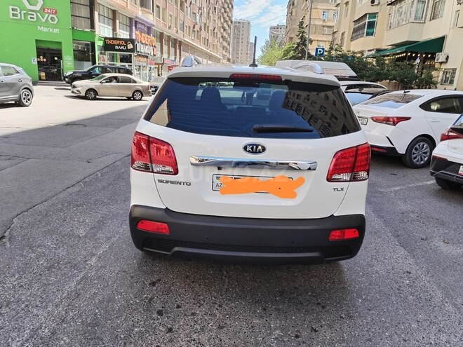 Kia Sorento 2011, 228,000 km - 2.0 л - Bakı
