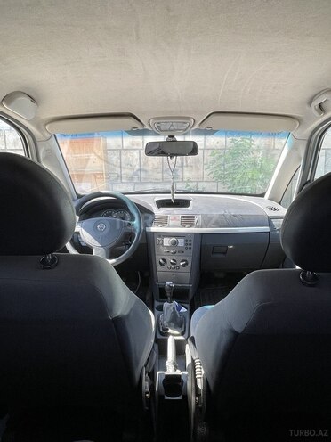 Opel Meriva-6