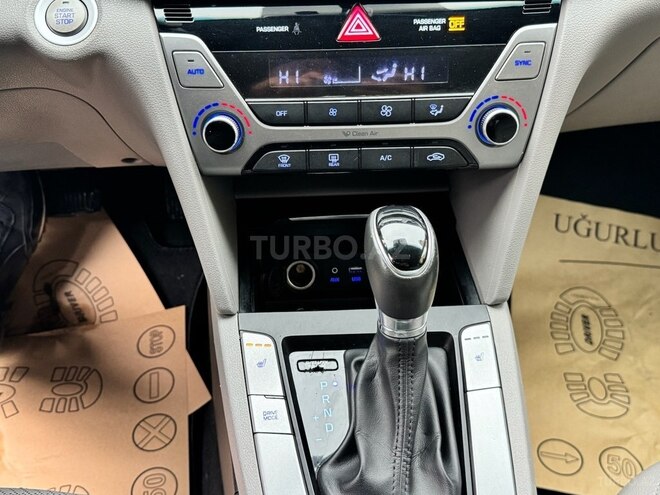 Hyundai Elantra 2016, 66,000 km - 2.0 l - Bakı