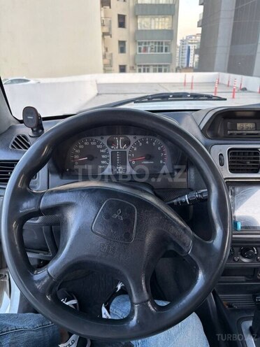 Mitsubishi Pajero io 2000, 218,000 km - 2.0 l - Bakı