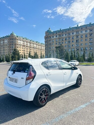 Toyota Aqua 2016, 57,000 km - 1.5 l - Sumqayıt