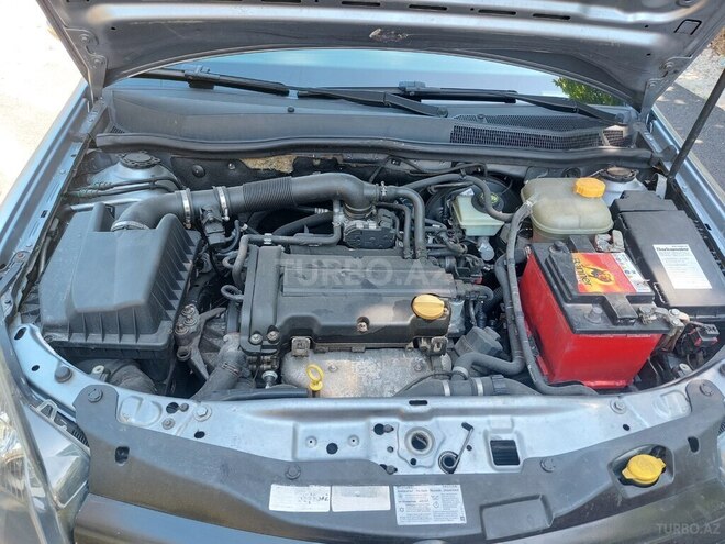 Opel Astra 2004, 283,000 km - 1.4 l - Bakı