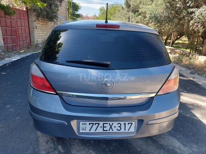 Opel Astra 2004, 283,000 km - 1.4 l - Bakı