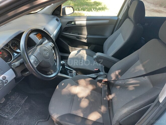 Opel Astra 2004, 283,000 km - 1.4 l - Bakı