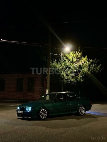 BMW 528 1998, 321,800 km - 2.8 l - Lənkəran