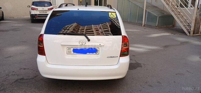 Toyota Corolla 2006, 215,000 km - 1.4 l - Bakı