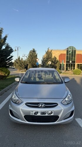 Hyundai Accent 2015, 281,635 km - 1.6 л - Bakı