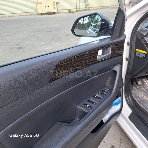 Hyundai Sonata 2015, 147,224 km - 1.7 л - Tovuz