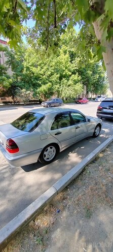 Mercedes C 180 1998, 207,000 km - 1.8 l - Yevlax