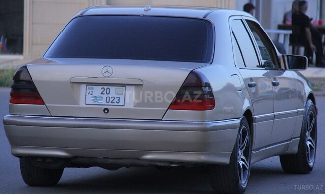 Mercedes C 230 2000, 245,322 km - 2.3 л - Gəncə