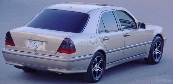 Mercedes C 230 2000, 245,322 km - 2.3 л - Gəncə