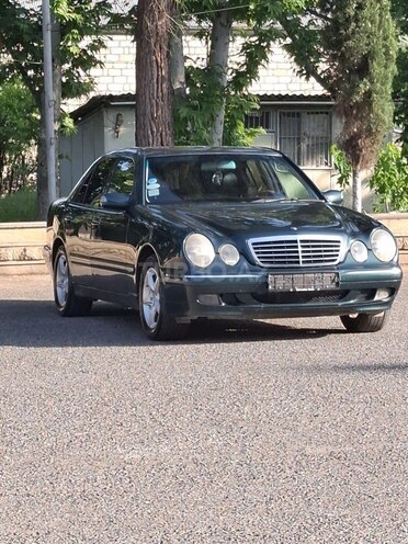 Mercedes E 200 2000, 390,000 km - 2.0 l - Gəncə