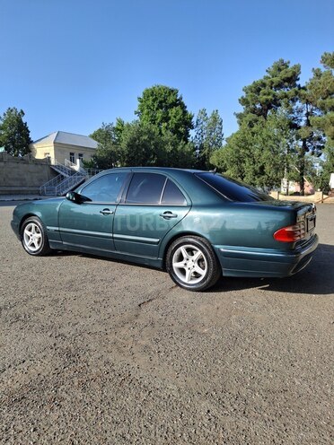 Mercedes E 200 2000, 390,000 km - 2.0 l - Gəncə
