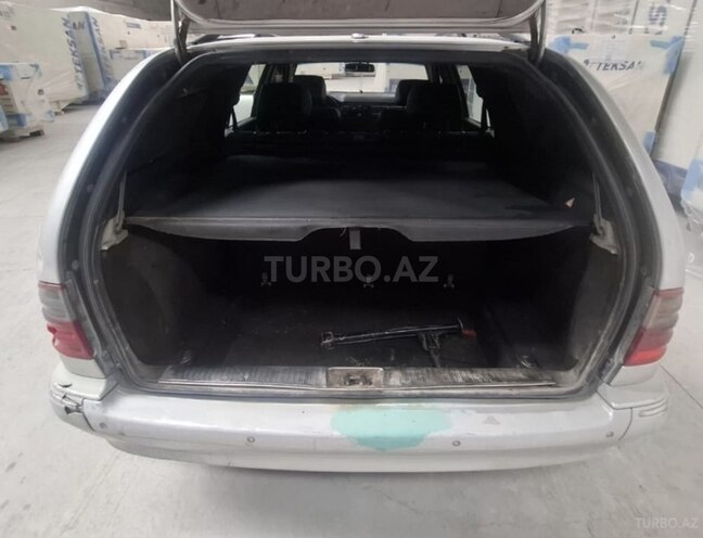 Mercedes E 270 2001, 675,000 km - 2.7 l - Bakı