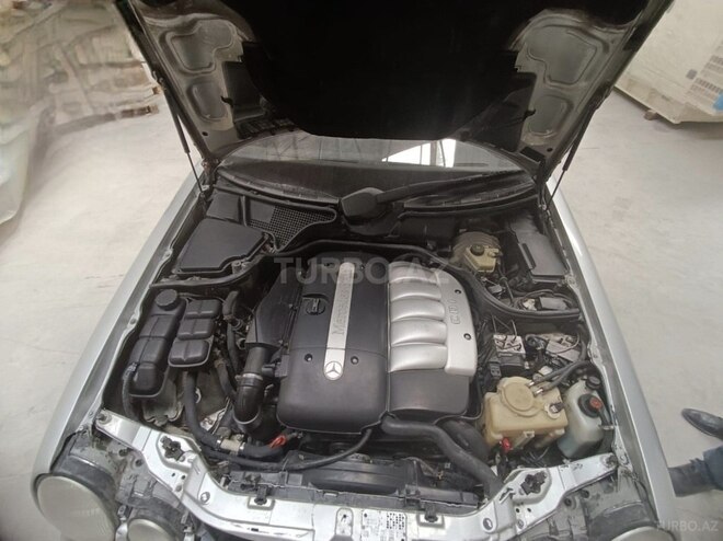 Mercedes E 270 2001, 675,000 km - 2.7 l - Bakı