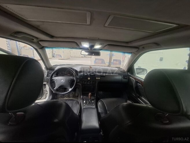 Mercedes E 270 2001, 675,000 km - 2.7 l - Bakı