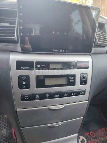 Toyota Corolla 2005, 282,000 km - 1.4 l - Bakı