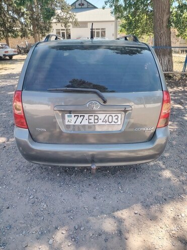 Toyota Corolla 2005, 282,000 km - 1.4 l - Bakı