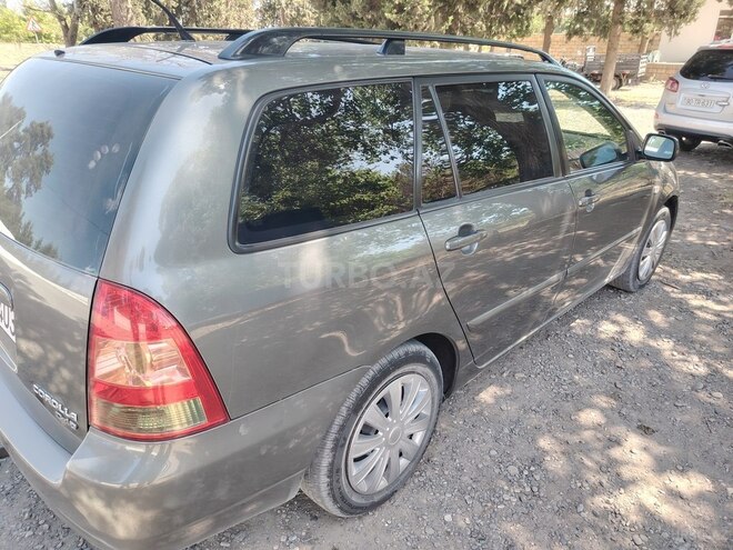 Toyota Corolla 2005, 282,000 km - 1.4 l - Bakı