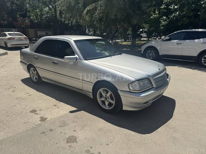 Mercedes C 220 1995, 460,000 km - 2.2 l - Sumqayıt