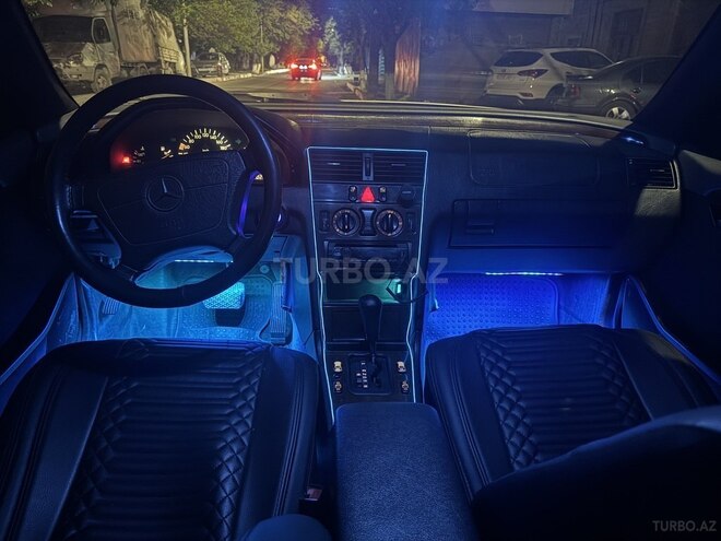 Mercedes C 220 1995, 460,000 km - 2.2 l - Sumqayıt