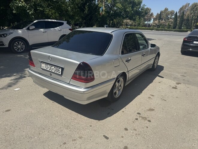 Mercedes C 220 1995, 460,000 km - 2.2 l - Sumqayıt