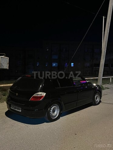 Opel Astra 2006, 240,000 km - 1.4 l - Bakı