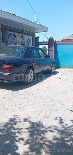 Mercedes E 290 1994, 687,530 km - 2.9 l - İmişli