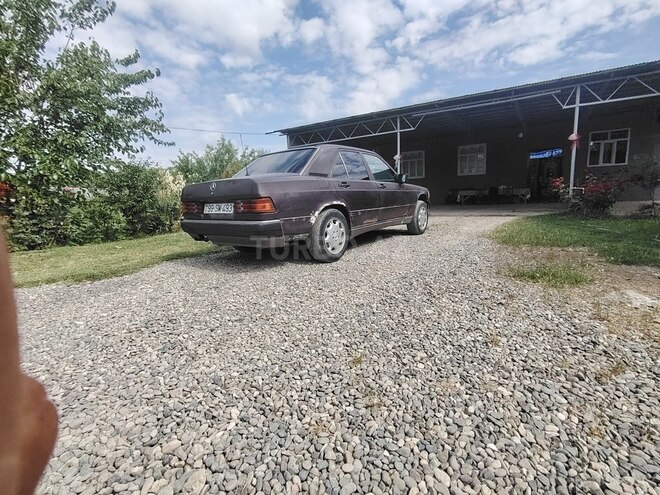 Mercedes 190 1992, 128,365 km - 2.0 l - Sabirabad