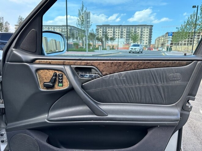 Mercedes E 320 2000, 408,000 km - 3.2 l - Bakı