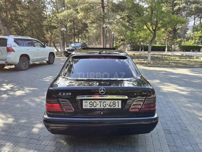 Mercedes E 240 1999, 325,000 km - 2.4 l - Xırdalan
