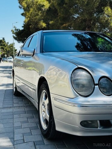 Mercedes E 220 d 2001, 268,000 km - 2.2 l - Sumqayıt