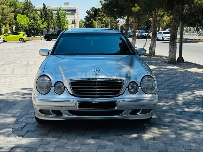 Mercedes E 220 d 2001, 268,000 km - 2.2 l - Sumqayıt