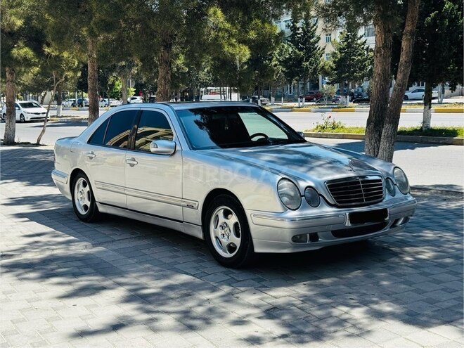 Mercedes E 220 d 2001, 268,000 km - 2.2 l - Sumqayıt