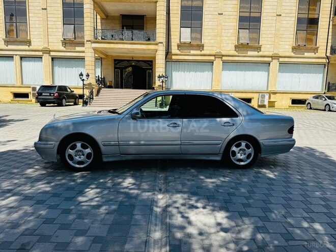 Mercedes E 220 d 2001, 268,000 km - 2.2 l - Sumqayıt
